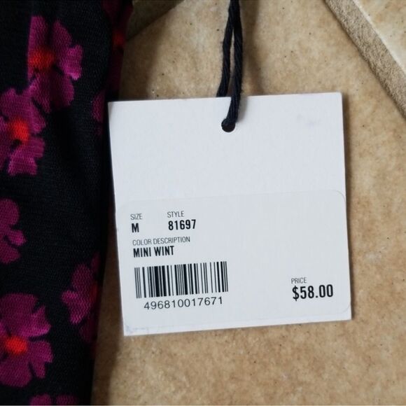 🔴2 for 30🔴 Kate Hill top black floral 3/4 sleeve round neck size M. - Picture 8 of 9